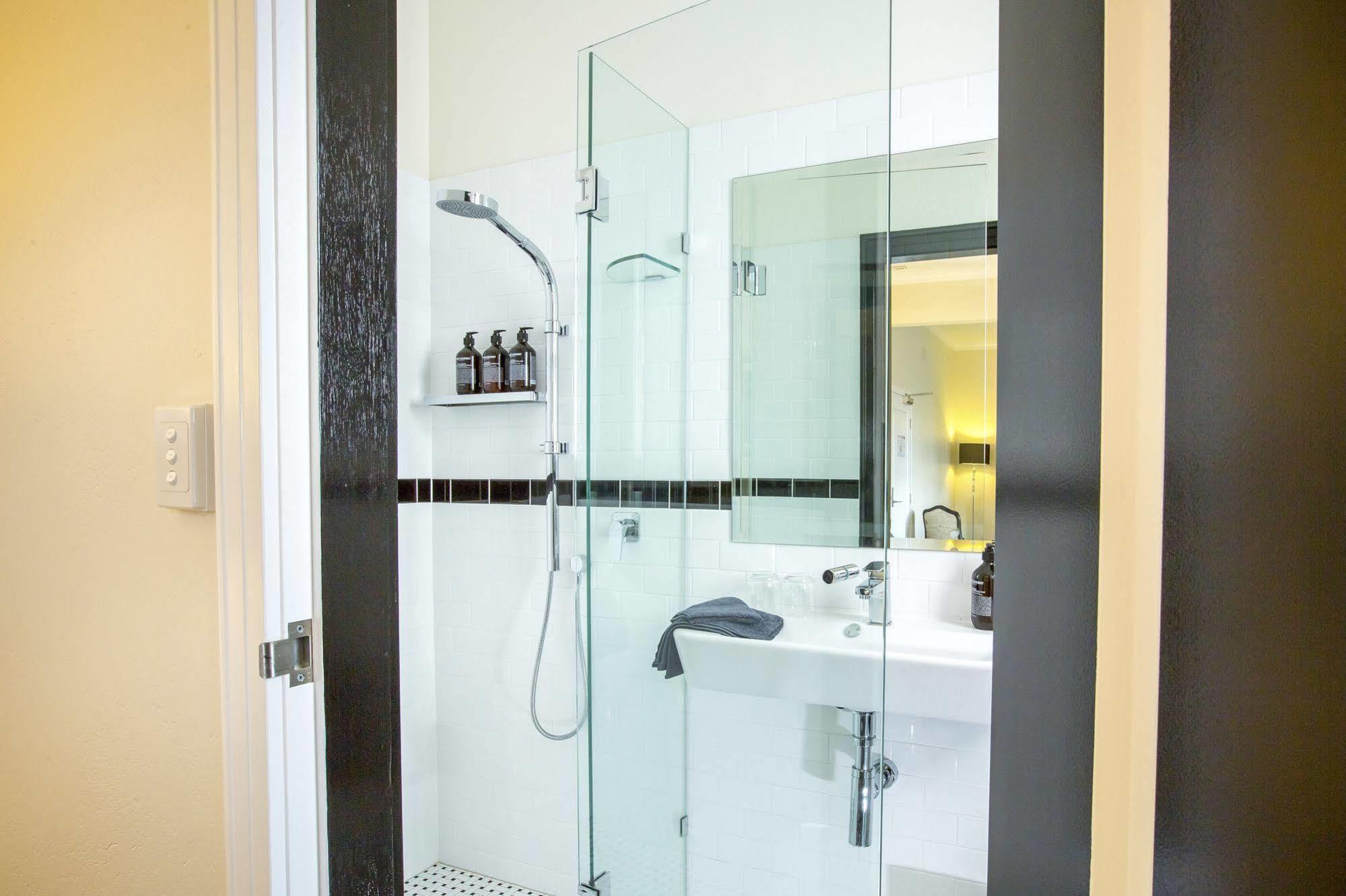 טנטרפילד The Commercial Boutique Hotel מראה חיצוני תמונה